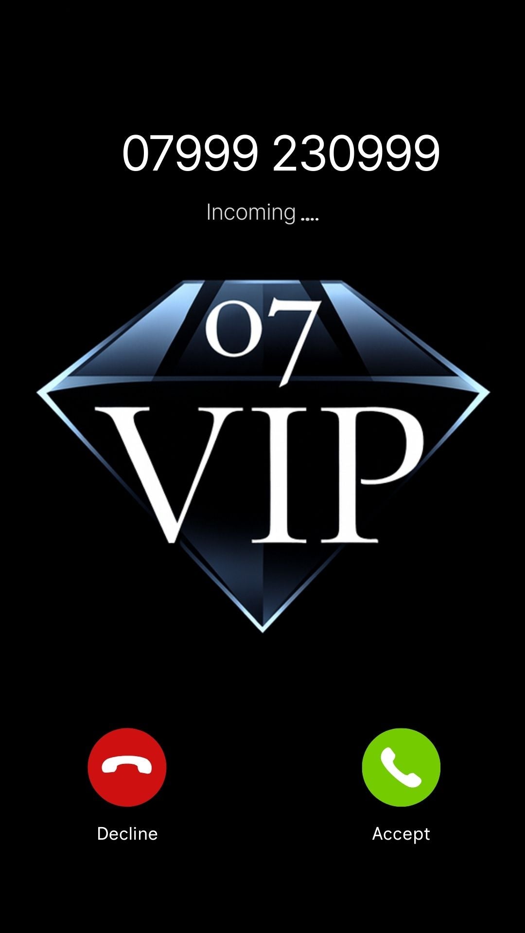 VIP UK mobile number {{ product.title }} on incoming call screen – premium memorable phone number