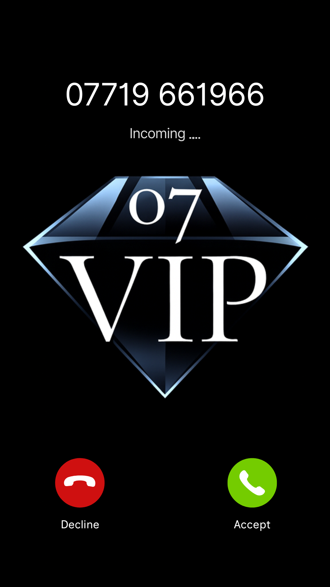 VIP UK mobile number {{ product.title }} on incoming call screen – premium memorable phone number