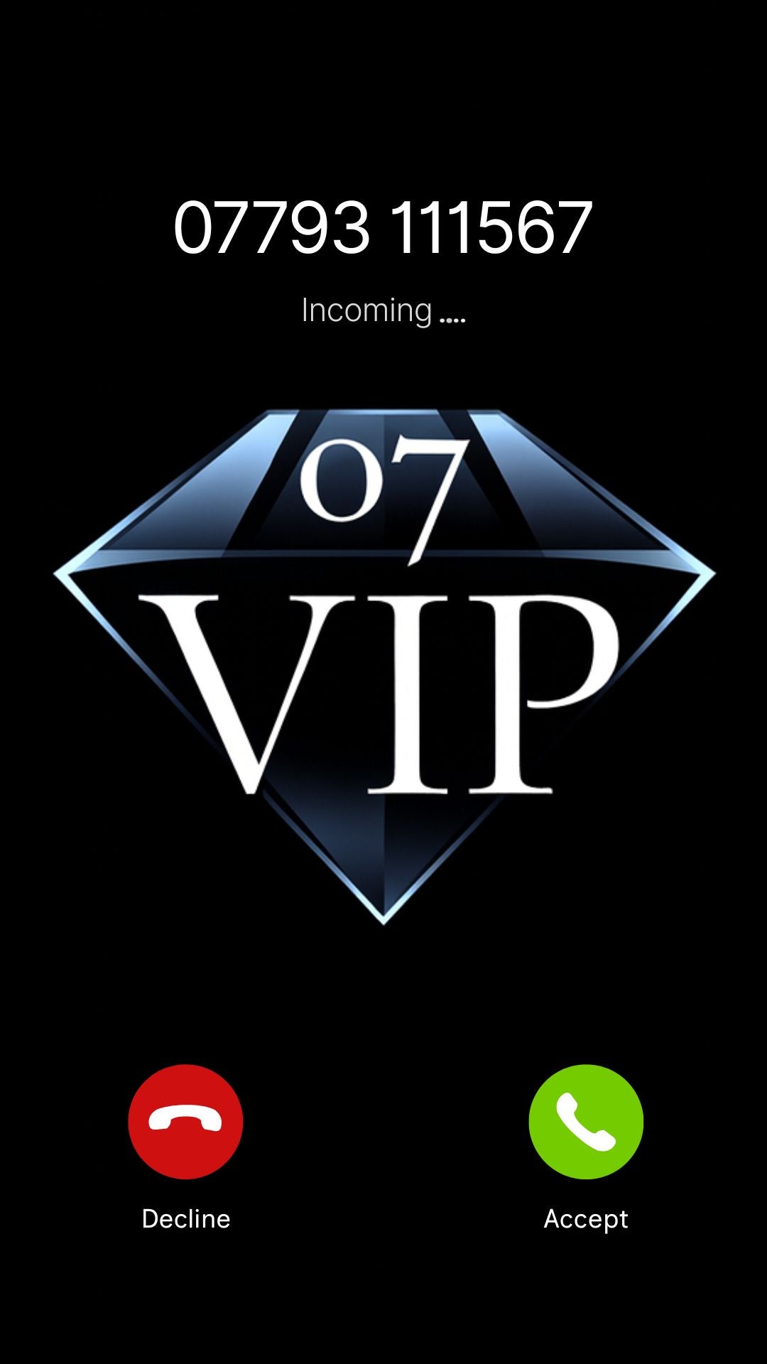 VIP UK mobile number {{ product.title }} on incoming call screen – premium memorable phone number