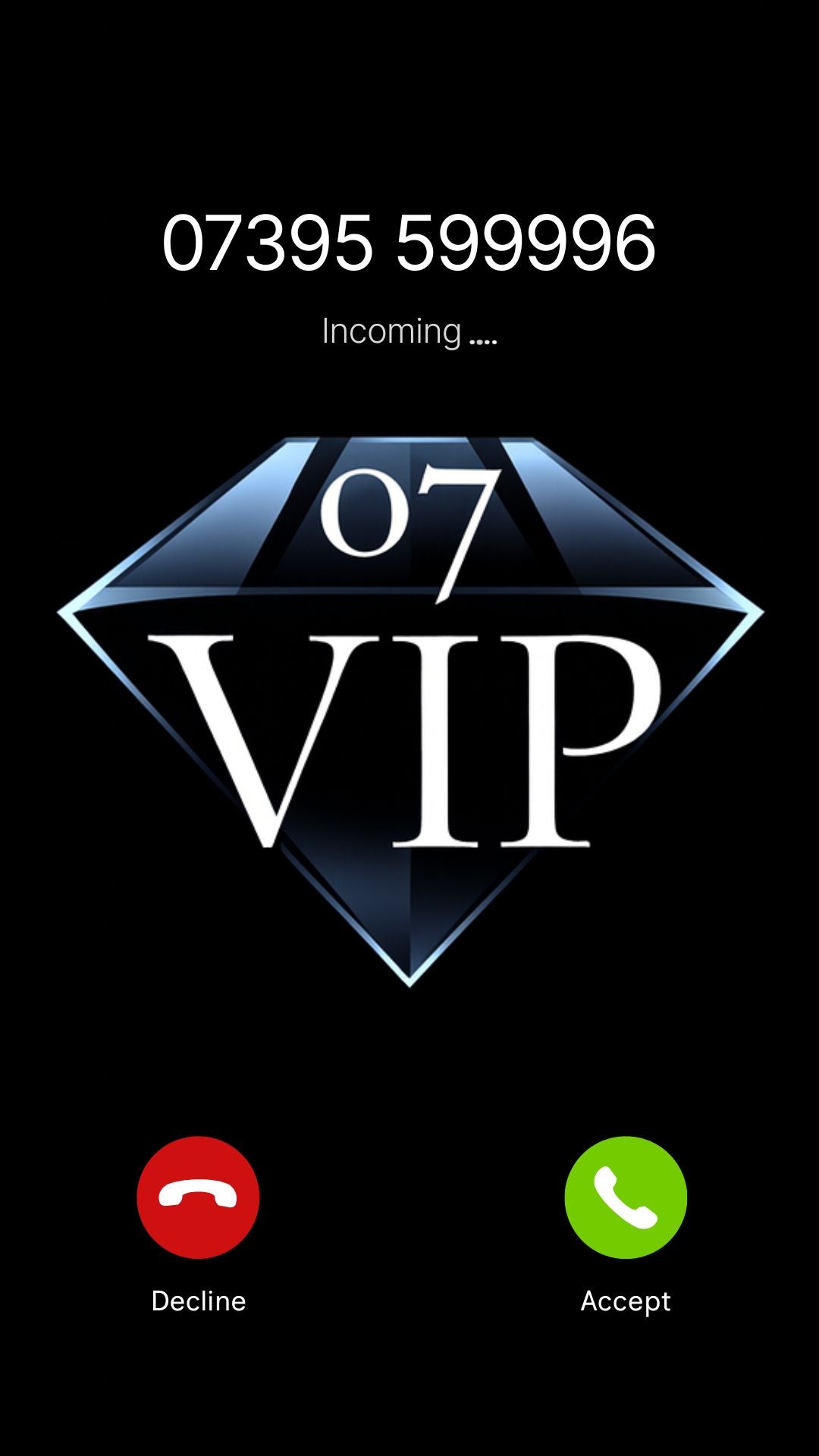 VIP UK mobile number {{ product.title }} on incoming call screen – premium memorable phone number